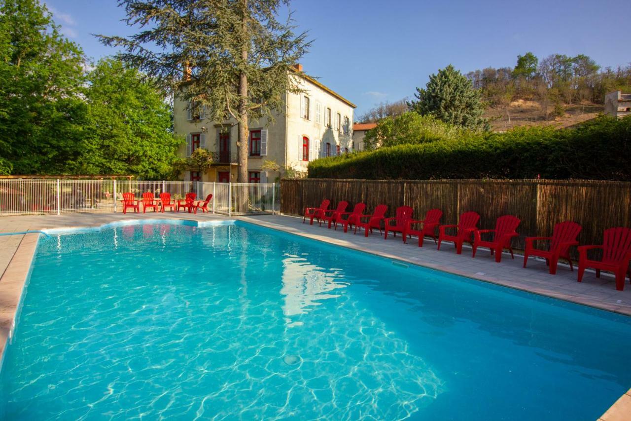 Domaine Des Lilas Saint-Germain-Lembron Exteriör bild
